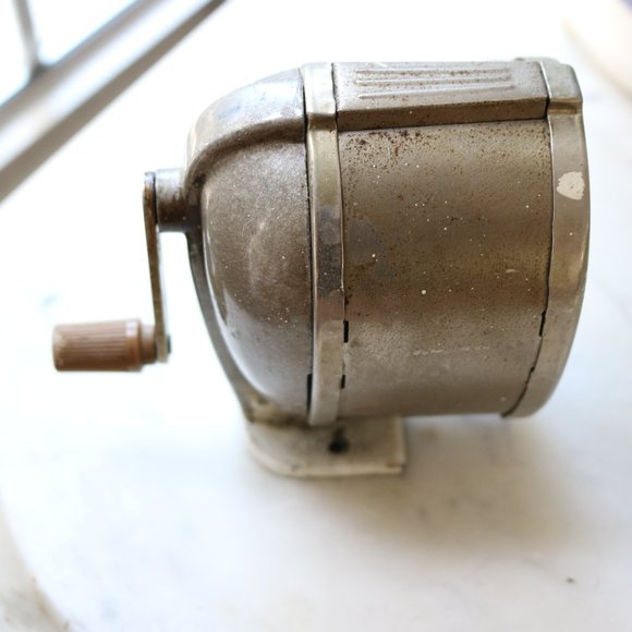 old school pencil sharper. - Picture 3 of 6